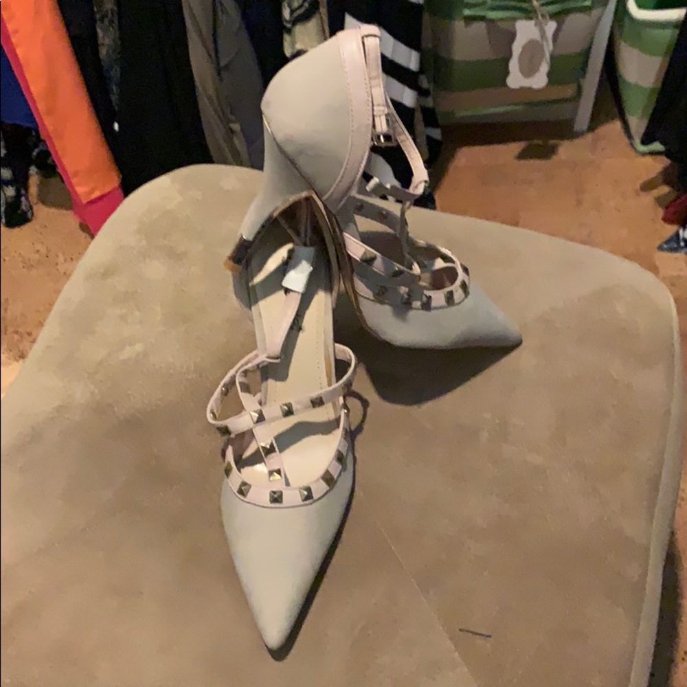 Suede and leather pumps
